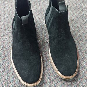 Chelsea boots